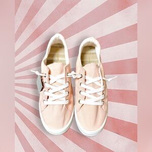 Funky Monkey NWT Women’s Casual Pink Canvas Sneakers - Classic Lace-Up Style